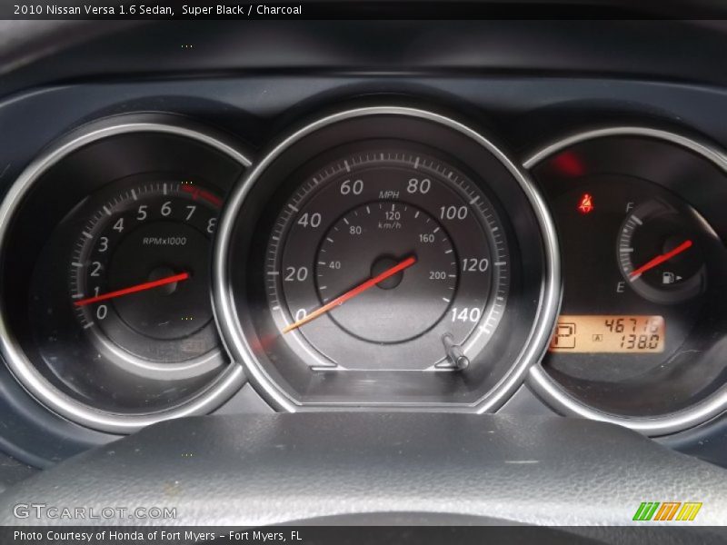 Super Black / Charcoal 2010 Nissan Versa 1.6 Sedan
