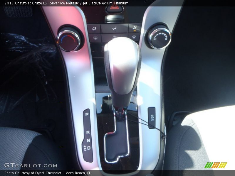 Silver Ice Metallic / Jet Black/Medium Titanium 2013 Chevrolet Cruze LS