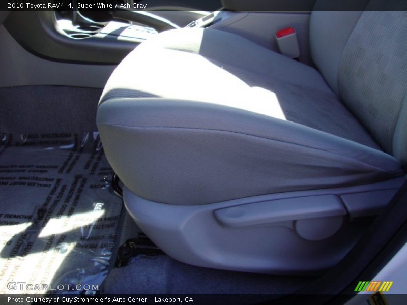 Super White / Ash Gray 2010 Toyota RAV4 I4