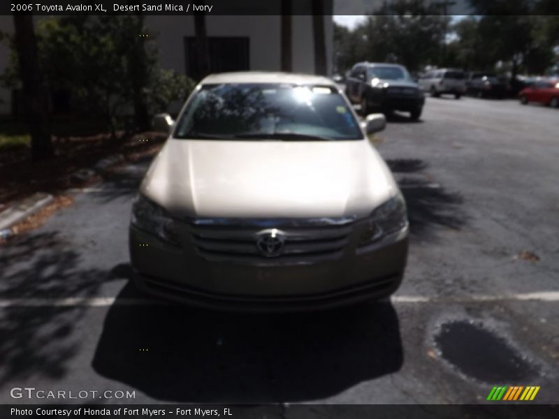Desert Sand Mica / Ivory 2006 Toyota Avalon XL