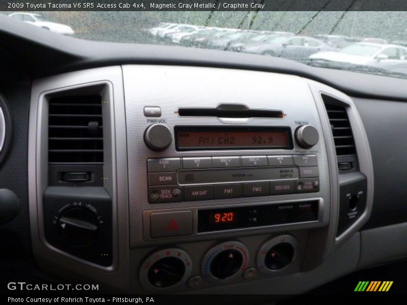 Magnetic Gray Metallic / Graphite Gray 2009 Toyota Tacoma V6 SR5 Access Cab 4x4