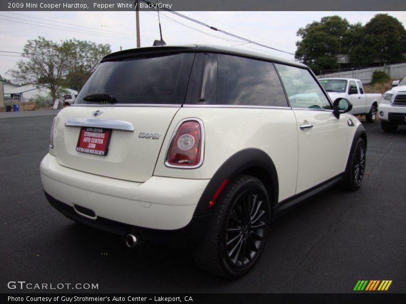 Pepper White / Black/Grey 2009 Mini Cooper Hardtop