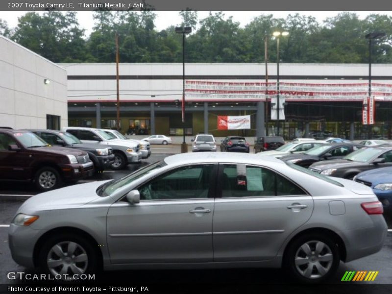 Titanium Metallic / Ash 2007 Toyota Camry LE