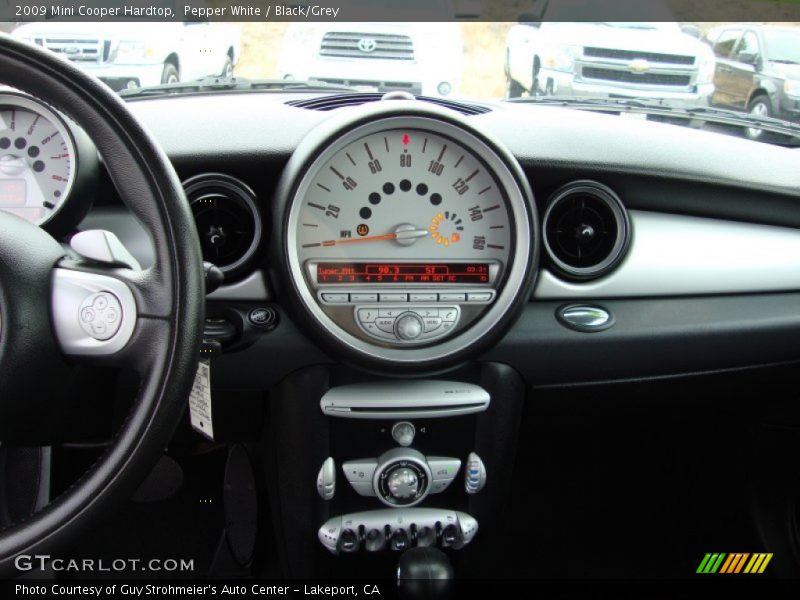 Pepper White / Black/Grey 2009 Mini Cooper Hardtop