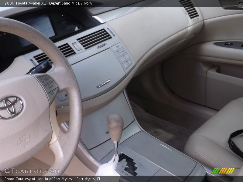 Desert Sand Mica / Ivory 2006 Toyota Avalon XL