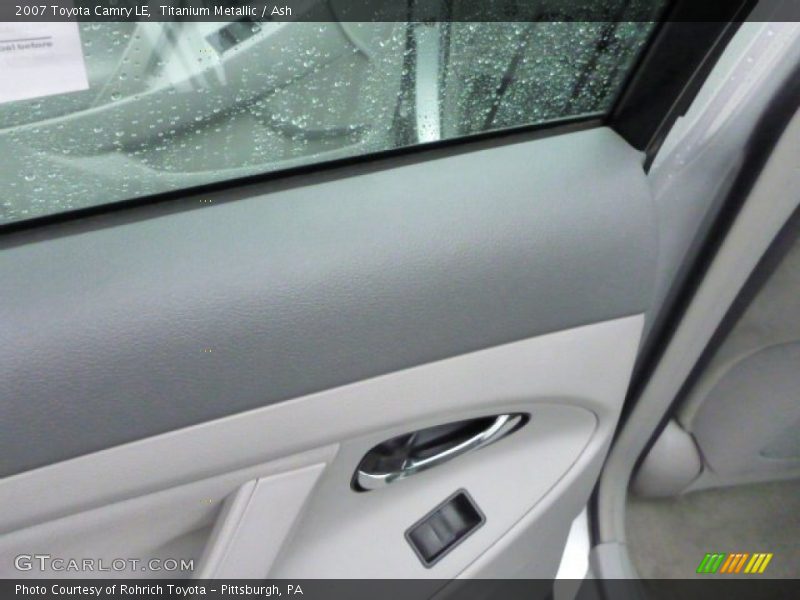 Titanium Metallic / Ash 2007 Toyota Camry LE