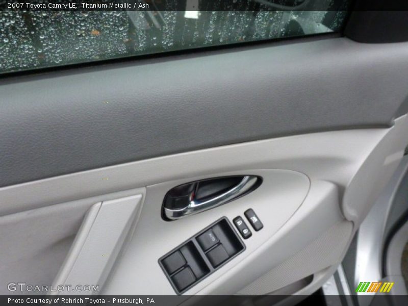 Titanium Metallic / Ash 2007 Toyota Camry LE