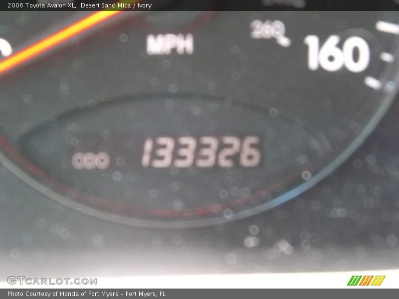Desert Sand Mica / Ivory 2006 Toyota Avalon XL