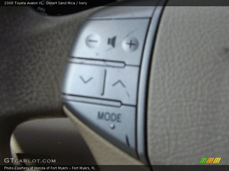 Desert Sand Mica / Ivory 2006 Toyota Avalon XL