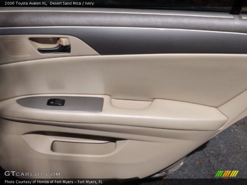 Desert Sand Mica / Ivory 2006 Toyota Avalon XL