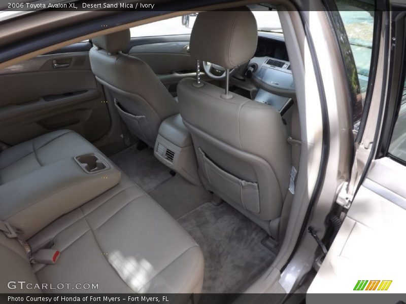 Desert Sand Mica / Ivory 2006 Toyota Avalon XL