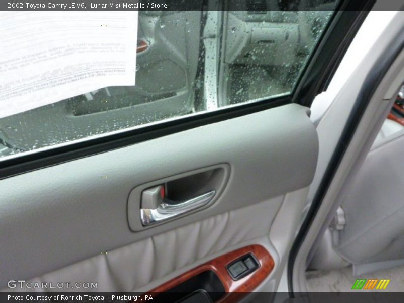 Lunar Mist Metallic / Stone 2002 Toyota Camry LE V6