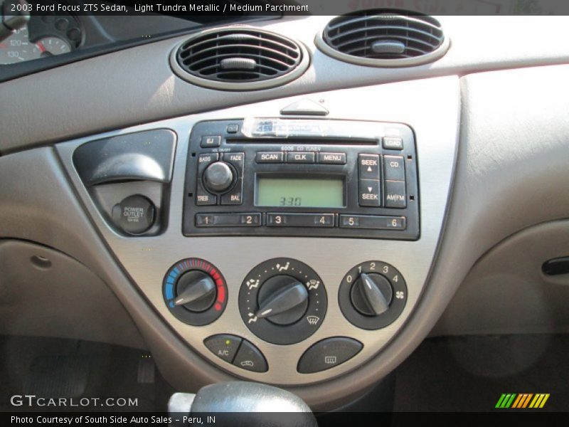 Light Tundra Metallic / Medium Parchment 2003 Ford Focus ZTS Sedan