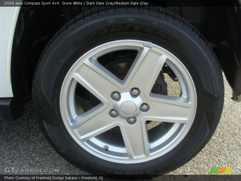Stone White / Dark Slate Gray/Medium Slate Gray 2009 Jeep Compass Sport 4x4