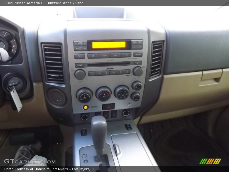 Blizzard White / Sand 2005 Nissan Armada LE
