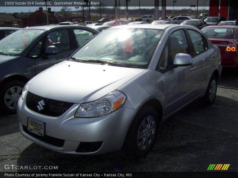 Quicksilver Metallic / Black 2009 Suzuki SX4 Sedan LE