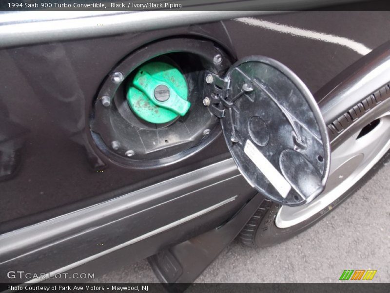 Black / Ivory/Black Piping 1994 Saab 900 Turbo Convertible