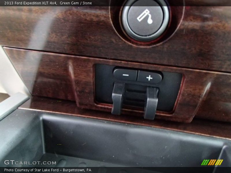 Green Gem / Stone 2013 Ford Expedition XLT 4x4