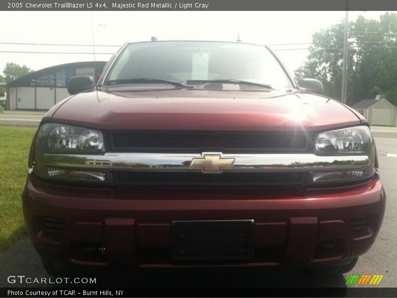 Majestic Red Metallic / Light Gray 2005 Chevrolet TrailBlazer LS 4x4