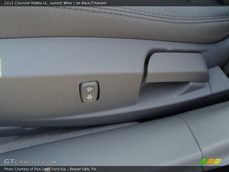 Summit White / Jet Black/Titanium 2013 Chevrolet Malibu LS