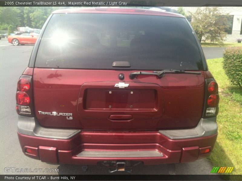Majestic Red Metallic / Light Gray 2005 Chevrolet TrailBlazer LS 4x4