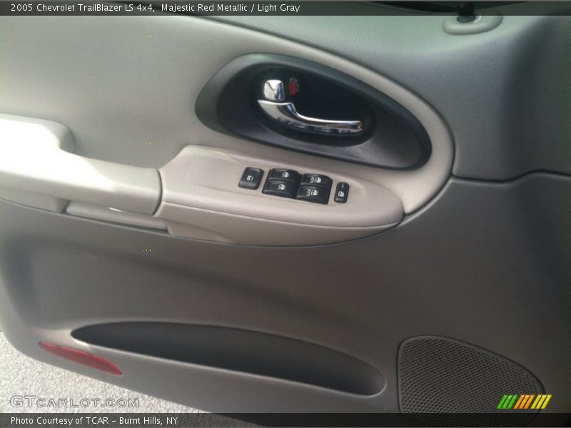 Majestic Red Metallic / Light Gray 2005 Chevrolet TrailBlazer LS 4x4