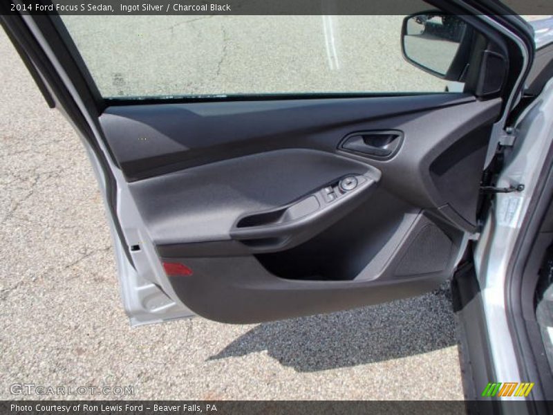 Ingot Silver / Charcoal Black 2014 Ford Focus S Sedan