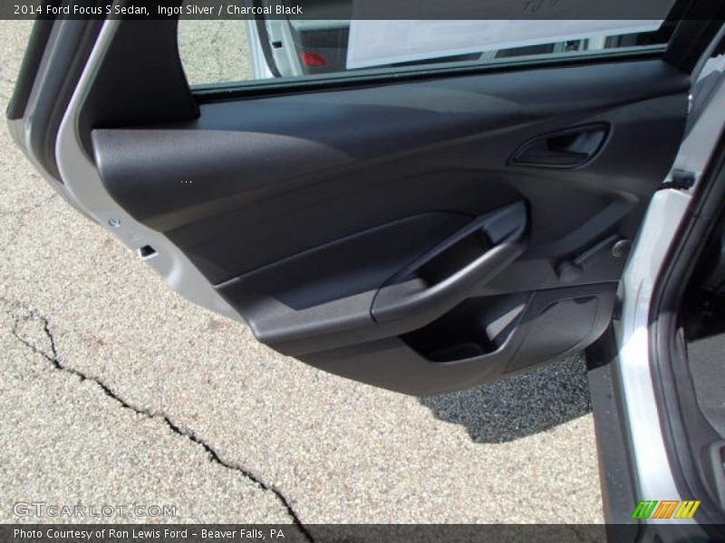Ingot Silver / Charcoal Black 2014 Ford Focus S Sedan