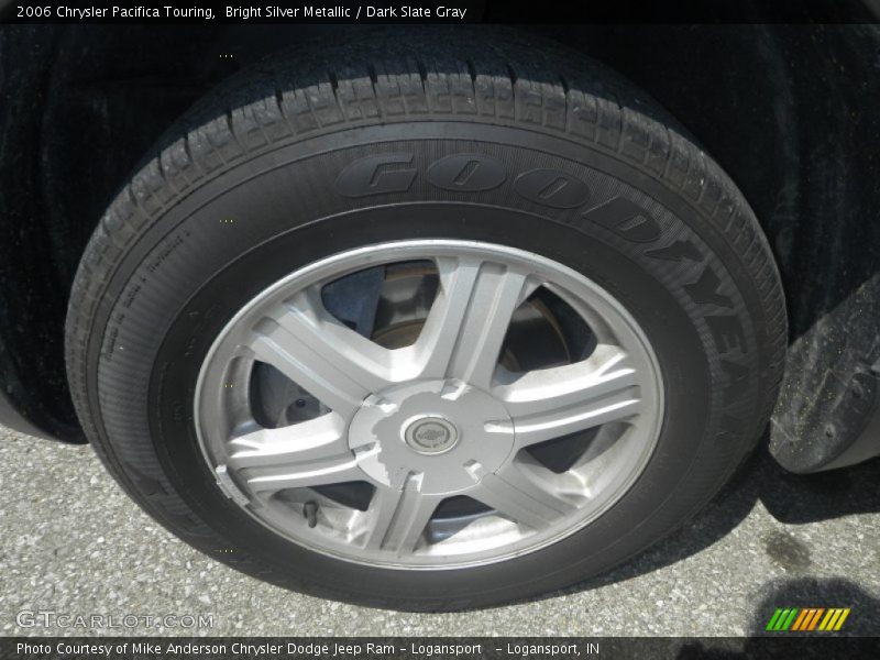 Bright Silver Metallic / Dark Slate Gray 2006 Chrysler Pacifica Touring