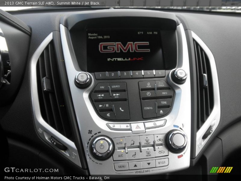 Summit White / Jet Black 2013 GMC Terrain SLE AWD