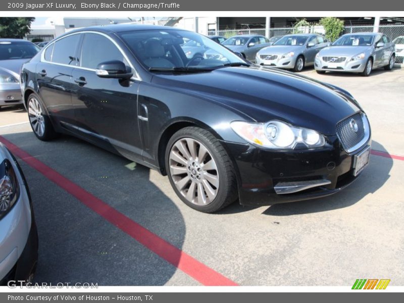 Ebony Black / Champagne/Truffle 2009 Jaguar XF Luxury