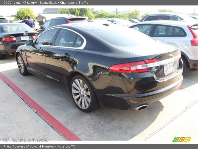 Ebony Black / Champagne/Truffle 2009 Jaguar XF Luxury