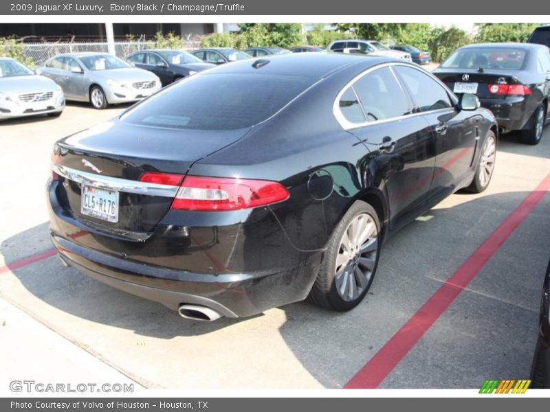 Ebony Black / Champagne/Truffle 2009 Jaguar XF Luxury