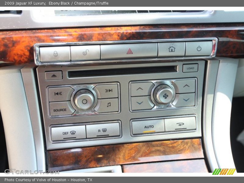 Ebony Black / Champagne/Truffle 2009 Jaguar XF Luxury
