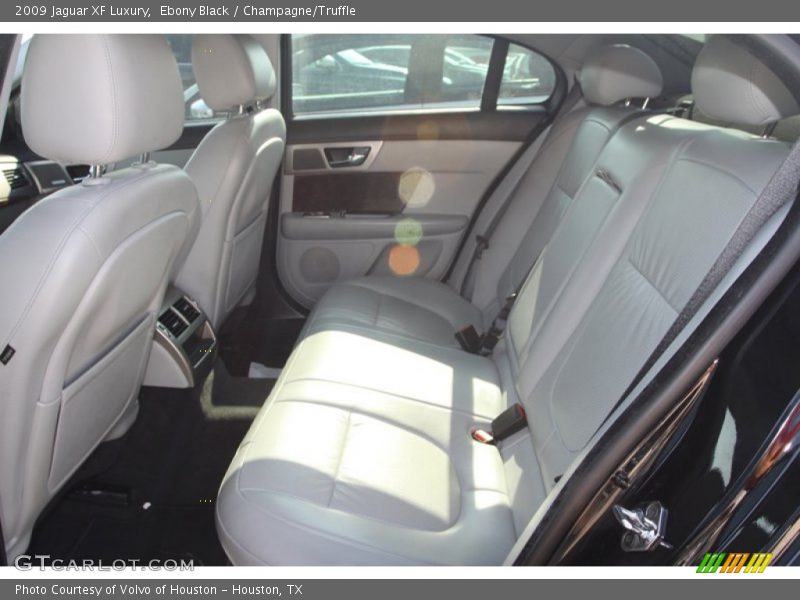 Ebony Black / Champagne/Truffle 2009 Jaguar XF Luxury