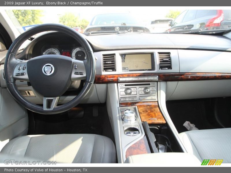 Ebony Black / Champagne/Truffle 2009 Jaguar XF Luxury
