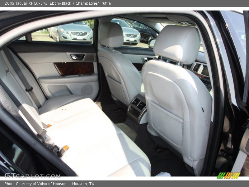 Ebony Black / Champagne/Truffle 2009 Jaguar XF Luxury