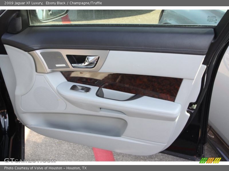 Ebony Black / Champagne/Truffle 2009 Jaguar XF Luxury