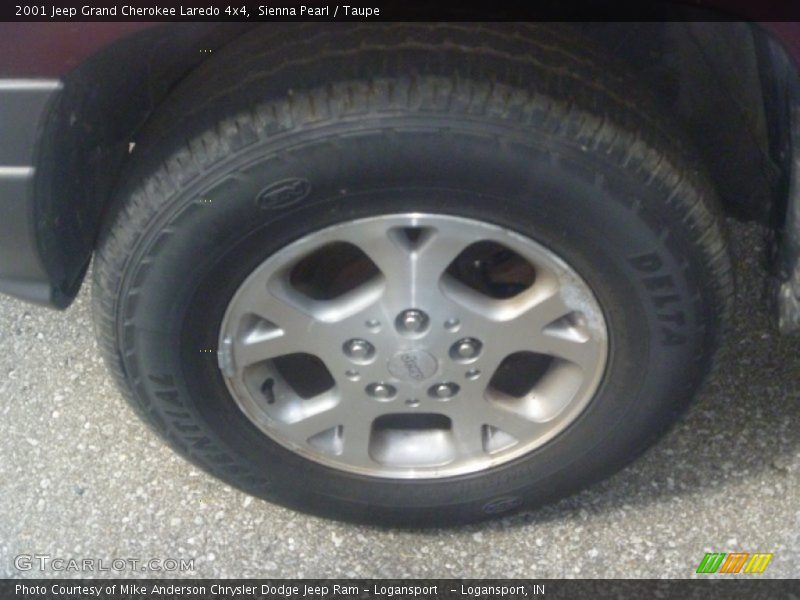 Sienna Pearl / Taupe 2001 Jeep Grand Cherokee Laredo 4x4