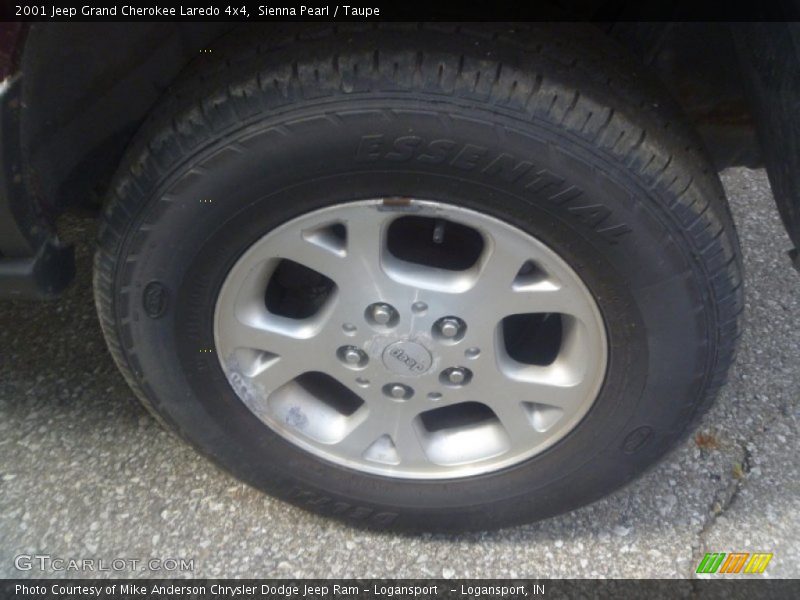 Sienna Pearl / Taupe 2001 Jeep Grand Cherokee Laredo 4x4