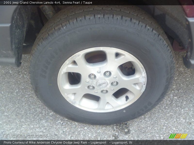Sienna Pearl / Taupe 2001 Jeep Grand Cherokee Laredo 4x4
