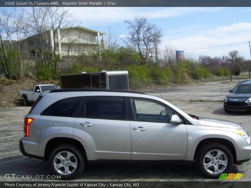 Majestic Silver Metallic / Grey 2008 Suzuki XL7 Luxury AWD