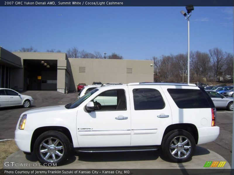Summit White / Cocoa/Light Cashmere 2007 GMC Yukon Denali AWD