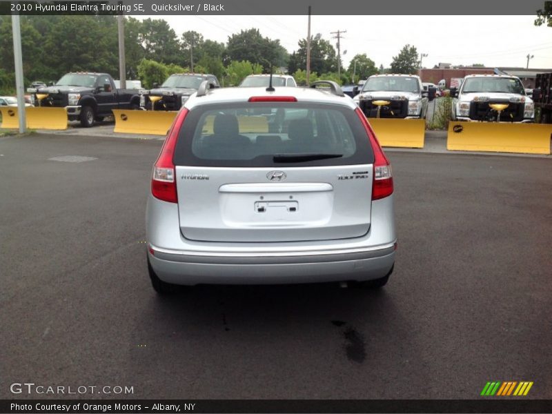 Quicksilver / Black 2010 Hyundai Elantra Touring SE