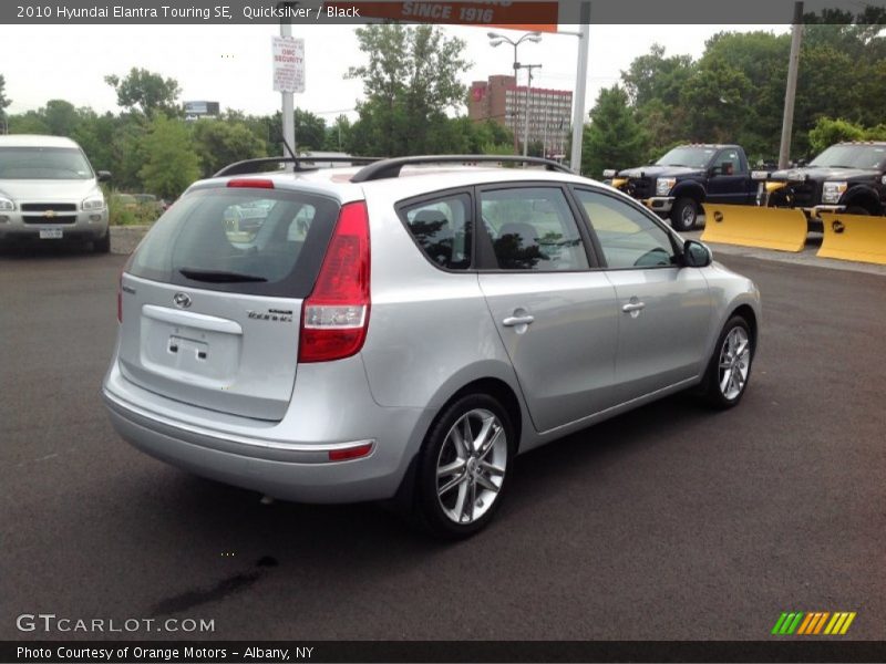 Quicksilver / Black 2010 Hyundai Elantra Touring SE