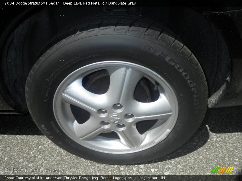 Deep Lava Red Metallic / Dark Slate Gray 2004 Dodge Stratus SXT Sedan