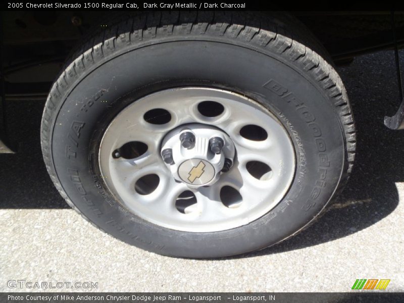 Dark Gray Metallic / Dark Charcoal 2005 Chevrolet Silverado 1500 Regular Cab