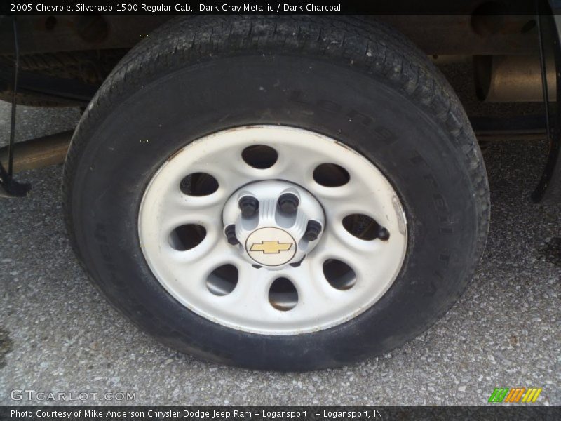 Dark Gray Metallic / Dark Charcoal 2005 Chevrolet Silverado 1500 Regular Cab