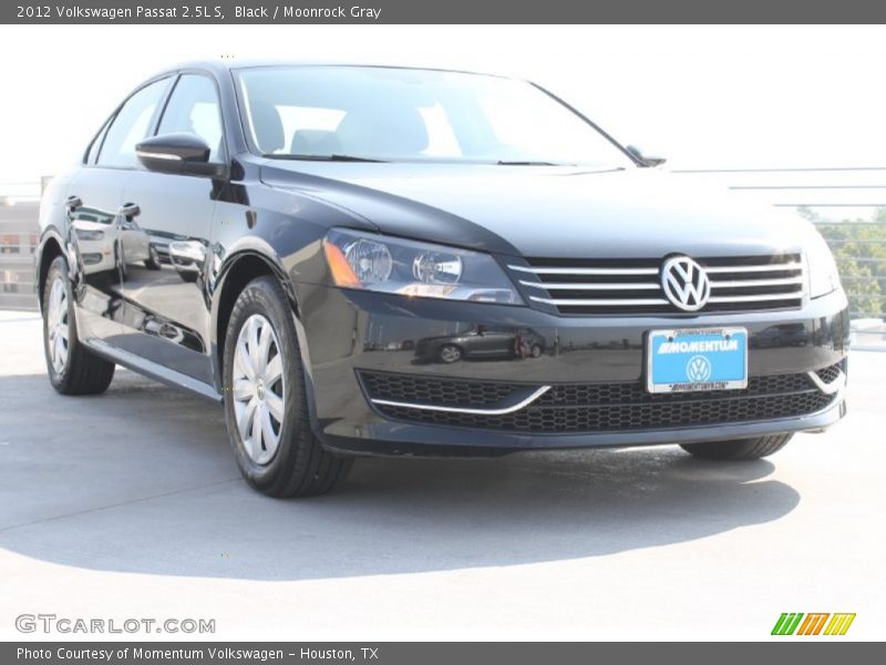Black / Moonrock Gray 2012 Volkswagen Passat 2.5L S