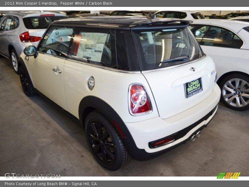 Pepper White / Carbon Black 2013 Mini Cooper S Hardtop